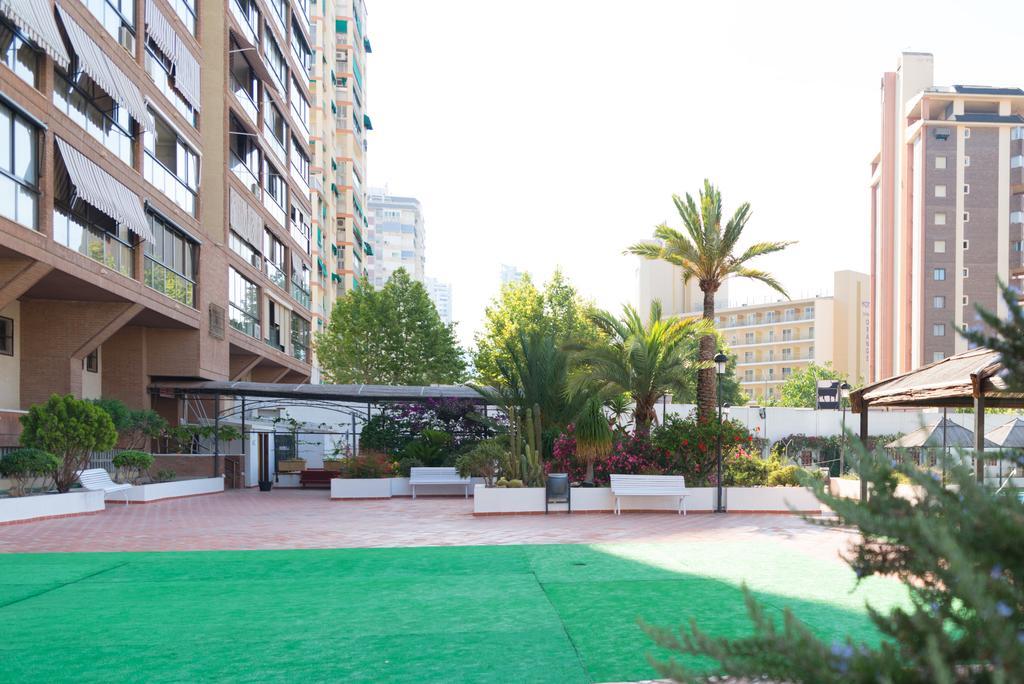 Gemelos 2 Benidorm Exterior foto